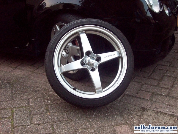 Volksforum Com 16 Inch Lenso 4 Spaak 195 40 16 Dunlop