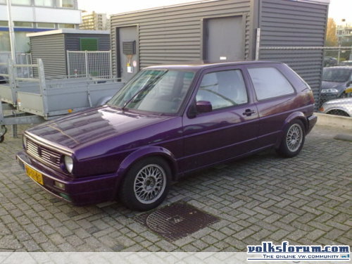 Ik heb te koop aangeboden een bijzonder originele golf 2 gti met vele opties