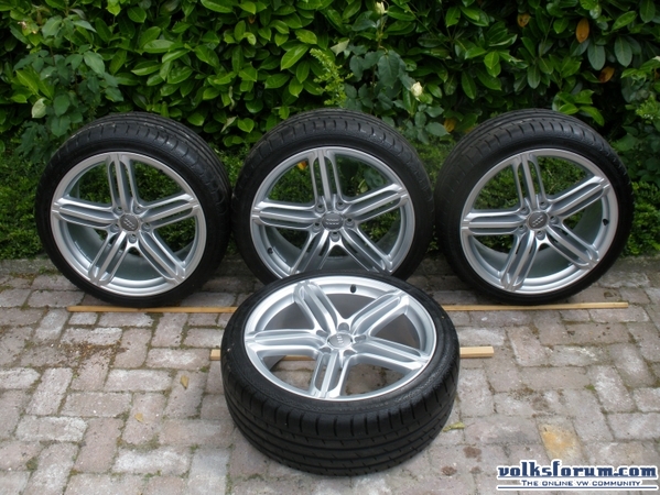 Volksforum Com Origineel Audi Rs6 Velgen Met Conti