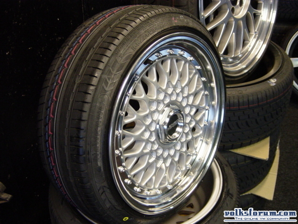 nieuwe set bbs rs replica in 7x15 4x100 108 et 35 banden nankang 1654515