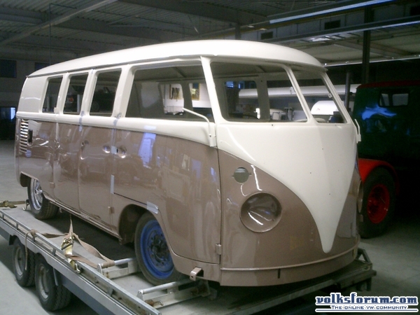 "veebee's"bus opgepikt van de spuiter 