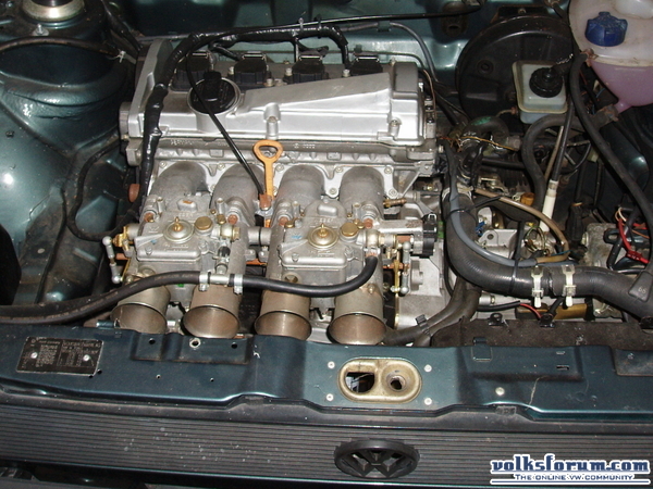 Golf 1 met 20v en 50-er Webers