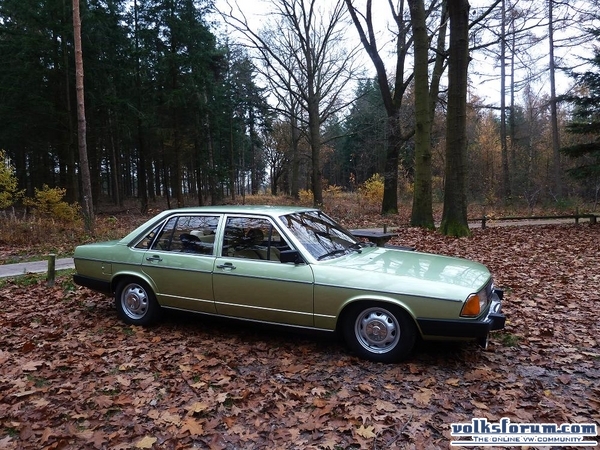 Audi 100 GL 5E