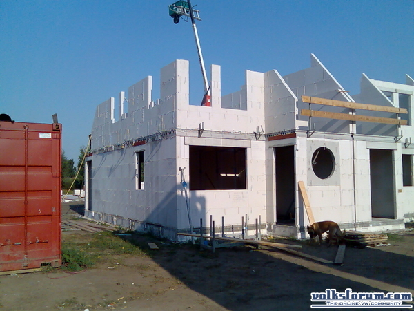 HUIS