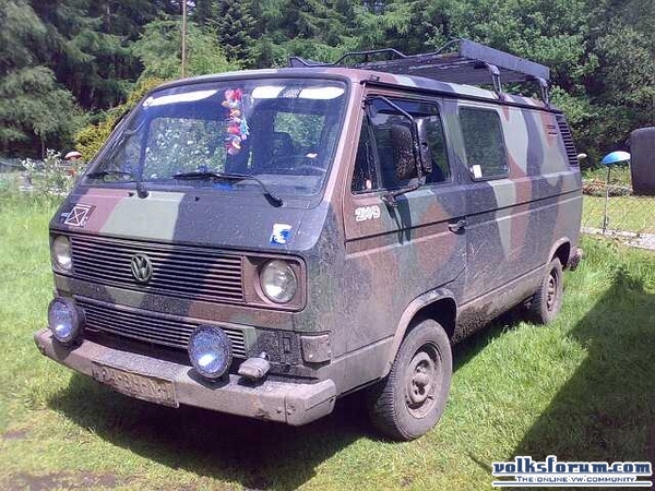 scape syncro trailer en camo bus
