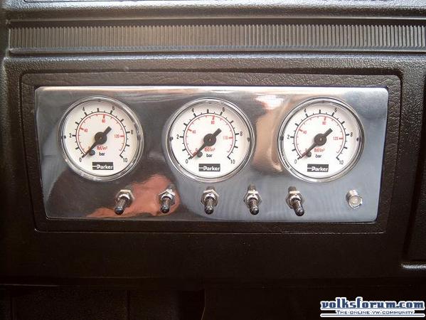 M4100064
