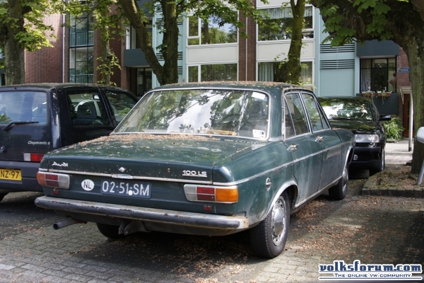 Audi 100