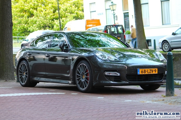 Porsche Panamera Turbo 2010