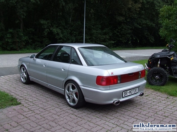 Audi RS2 Sedan