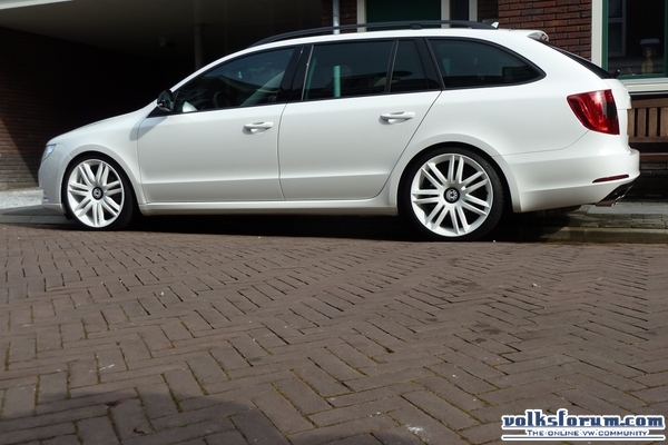 Skoda superb combi