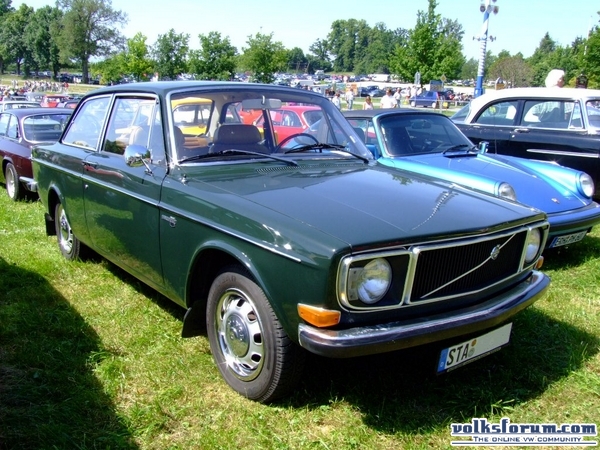 Volvo 142