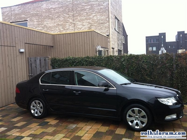 Skoda_SuperbII