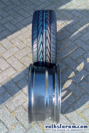 194/40-17" Toyo Proxes 4