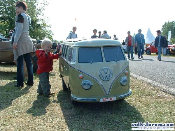 Mini bus ...