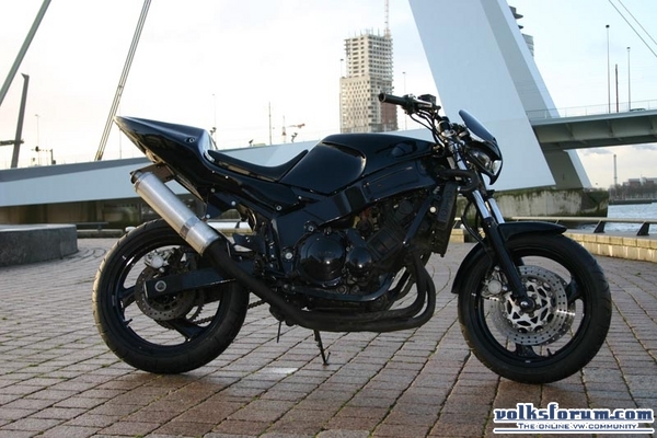 FZR600 3HE