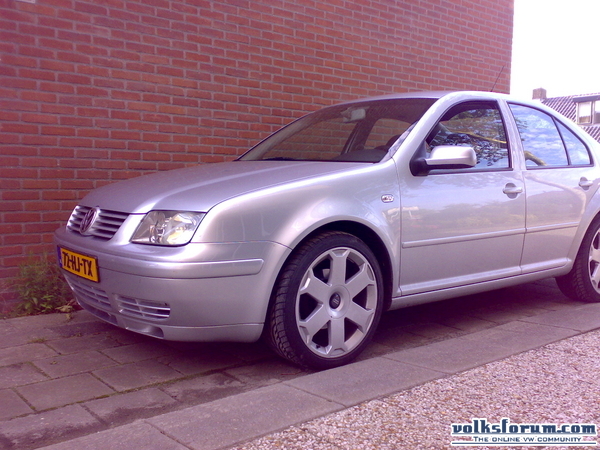 Bora S4