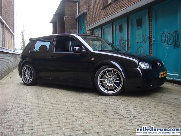 VW Golf GTI mk4 -R32 style- 242Pk 384Nm