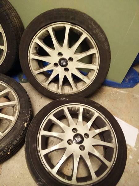 Seat Cupra opknappers 16x6J ET30 4x100