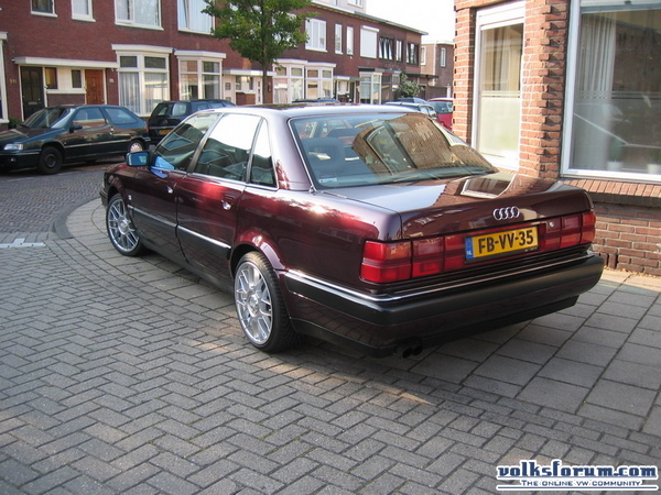 Audi V8 4.2 - nu gepoetst :)