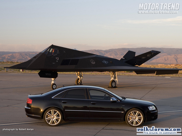 audi_s8side_1024