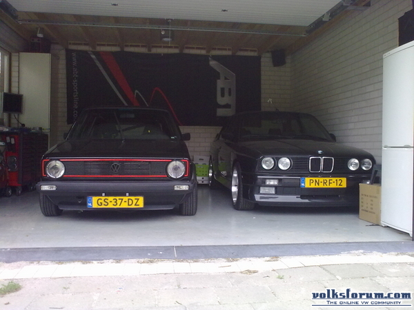 met de M3 in de garage